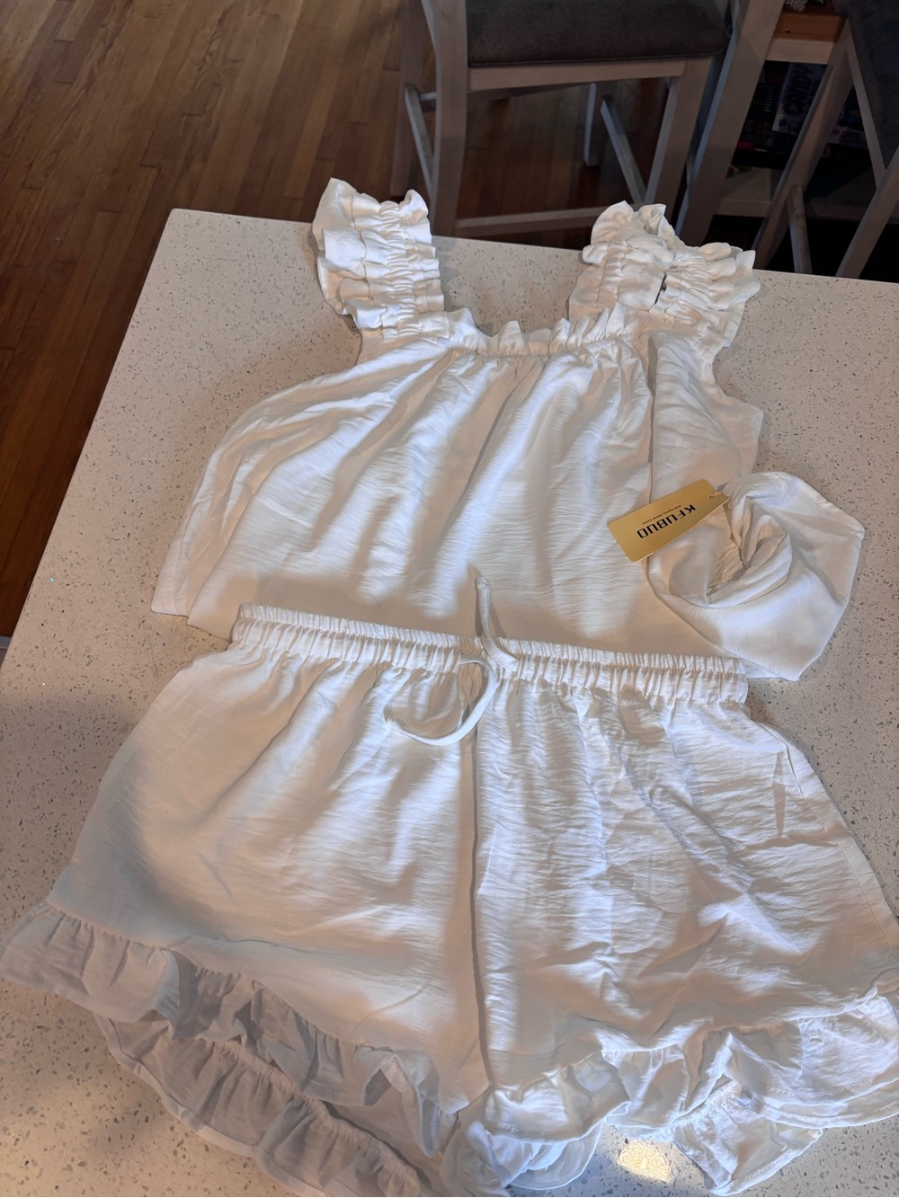 White Ruffle Two-Piece Set S/M super strechy - Picture 2 of 2